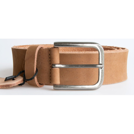 Kožený opasek z 3 mm silné kůže, světle hnědý s tmavě hnědými okraji,  šířka 39 mm, délka 110 cm
