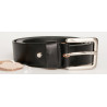 Kožený opasek 140 cm dlouhý z pevné 3,5 mm silné kůže 38 mm široký s robustní lesklou přezkou
