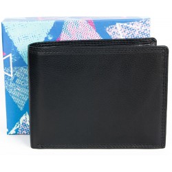 Kvalitní peněženka z měkké kůže bez značek a nápisů