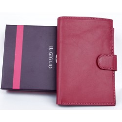 Velká růžová peněženka z měkké kvalitní kůže s vyjímatelným pouzdrem na cestovní pas