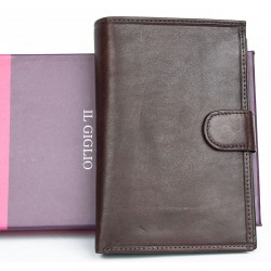 Velká tmavě hnědá peněženka z měkké kvalitní kůže s vyjímatelným pouzdrem na cestovní pas